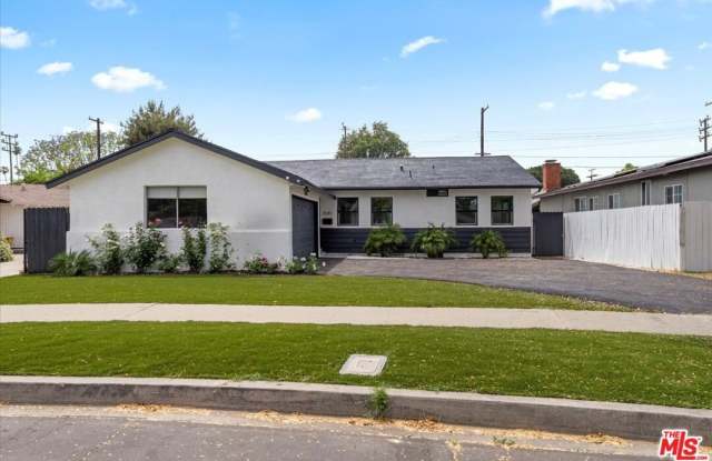 7241 Donna Ave photos photos