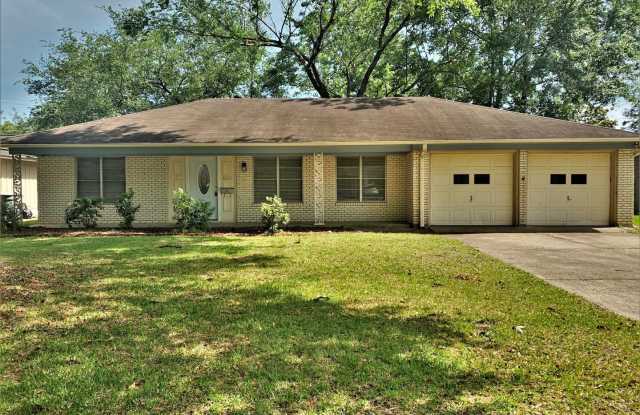 4655 Fieldwood Ln. - 4655 Fieldwood Lane, Beaumont, TX 77706