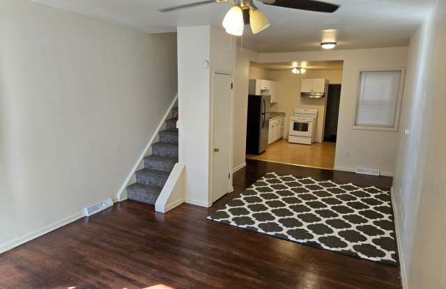 3 Bedroom 1 Bathroom Townhouse photos photos