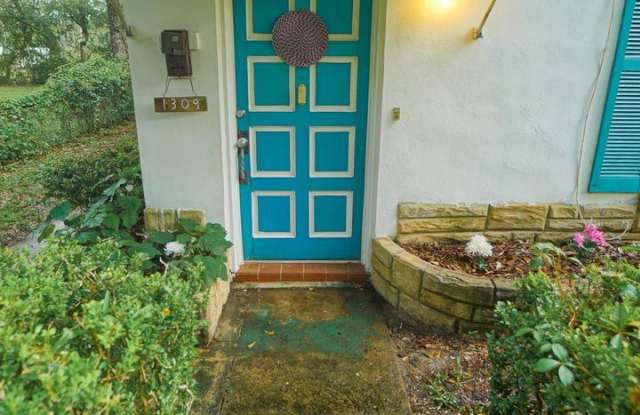 1309 Coleman Street Gallery 3