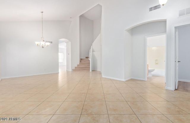 4542 N 111TH Drive Gallery 4