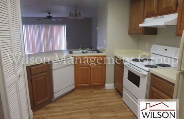 4863 Walden Circle Gallery 4