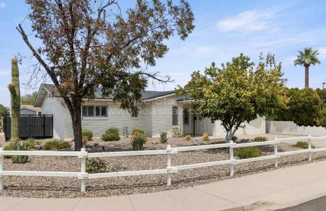 4724 E Hubbell St photos photos