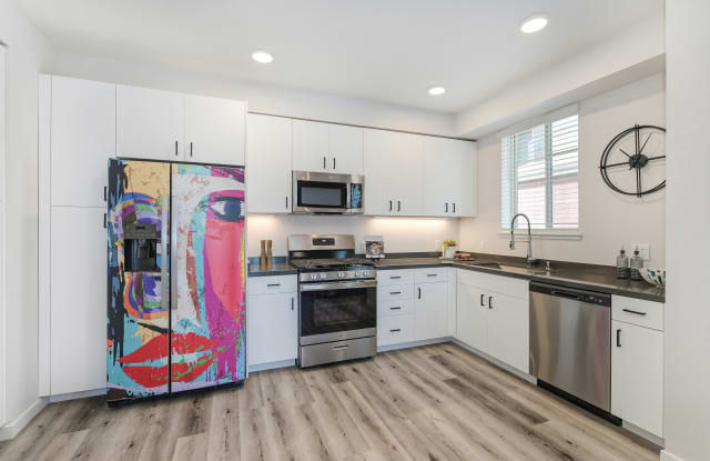 Sierra Gateway Gallery 4