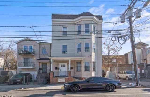 388 S 11Th St photos photos
