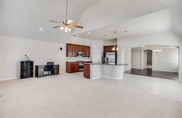 1707 Estacado Drive Gallery 4