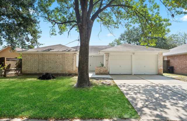 Beautiful home in Greengate Place - 5726 Yorkgate Dr. Spring, TX 77373 - 5726 Yorkgate Drive, Spring, TX 77373