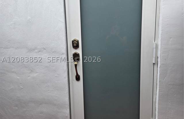 3190 SW 123rd Ct Gallery 2