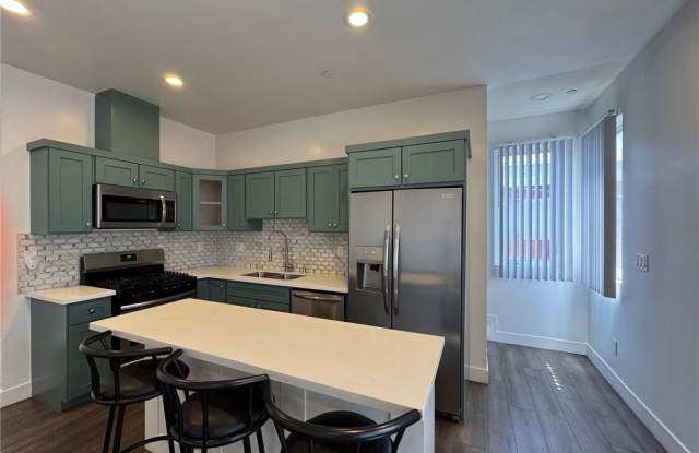 1737 Magnolia Avenue 1/2 - 1737 Magnolia Avenue, Los Angeles, CA 90006 1737 Magnolia Avenue 1/2 - 1737 Magnolia Avenue, Los Angeles, CA 90006