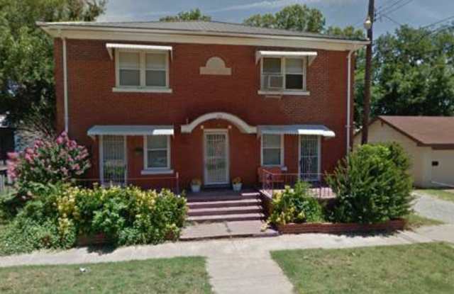 120 North B Street - 3 photos photos