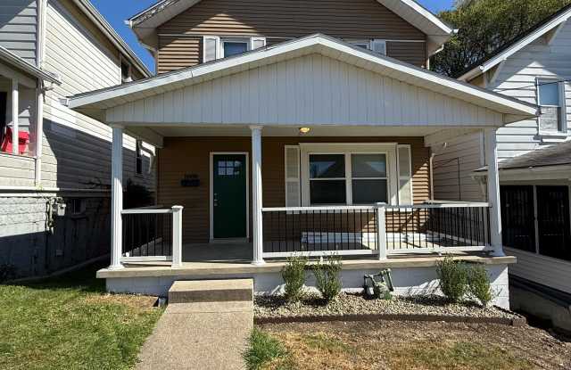 1606 Woodmont Ave photos photos