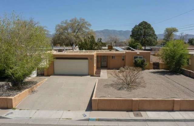 3 Bedroom, 2-Bathroom, Close to everything !! Showings coming soon!! photos photos