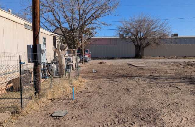2801 West Picacho Avenue - 11 photos photos