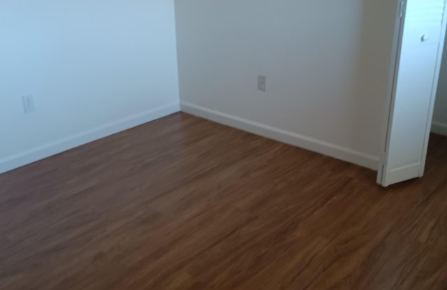 5334 E VIRGINIA Avenue Gallery 3