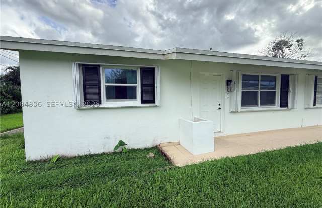 25423 SW 107th Ct Gallery 3