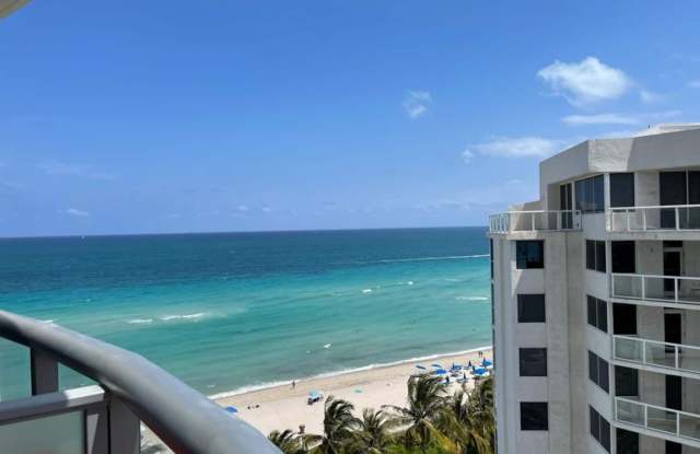 Sole' On The Beach photos photos