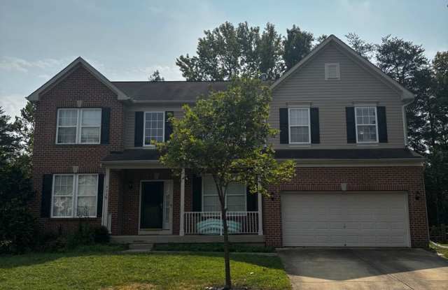 Spacious 4BR, 3.5 Bath House in Elkton photos photos