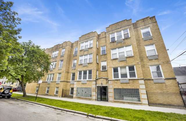 3807 W Altgeld Street photos photos