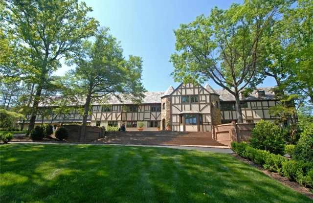 5300 Powers Ferry Road - 5300 Powers Ferry Road Northwest, Sandy Springs, GA 30327