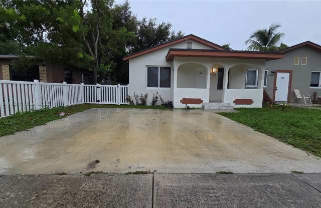 1066 NW 112th St photos photos 1066 NW 112th St photos photos