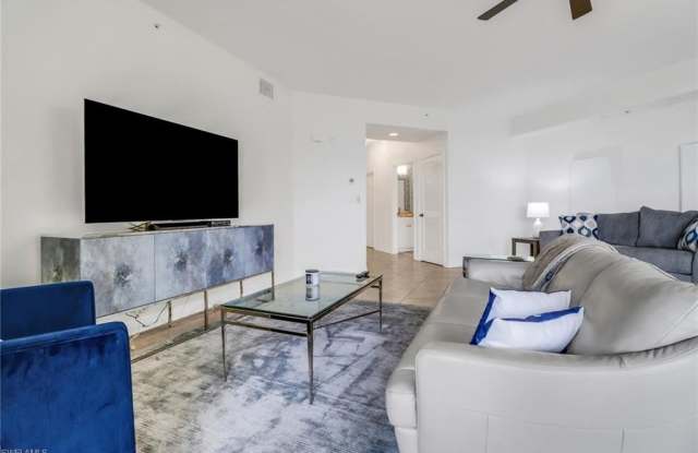 450 Bayfront Pl Gallery 3