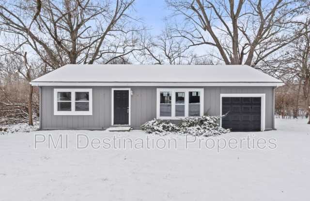 1503 W 21st Ter - 1503 West 21st Terrace, Lawrence, KS 66046