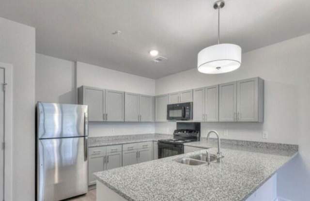 7432 Daffan Ln Gallery 3
