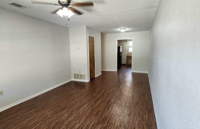 Brick duplex with Carport in West Lampasas Gallery 4