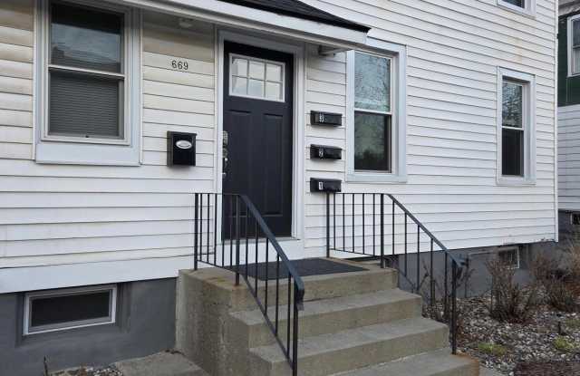 669 Pawling Avenue unit: #3 photos photos