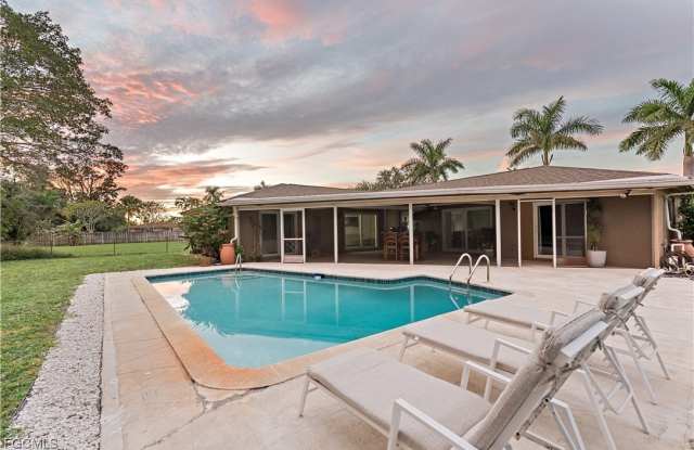 2412 La Salle Avenue photos photos