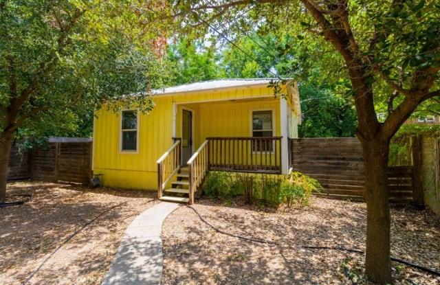 1703 Maple Ave - 1703 Maple Avenue, Austin, TX 78702