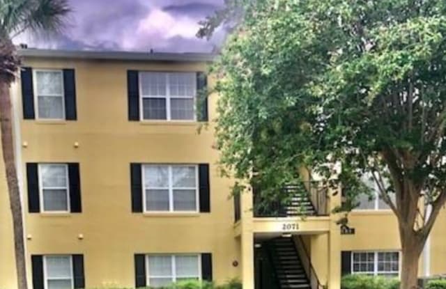 2071 Dixie Belle Dr - 2071 Dixie Belle Dr, Orlando, FL 32812