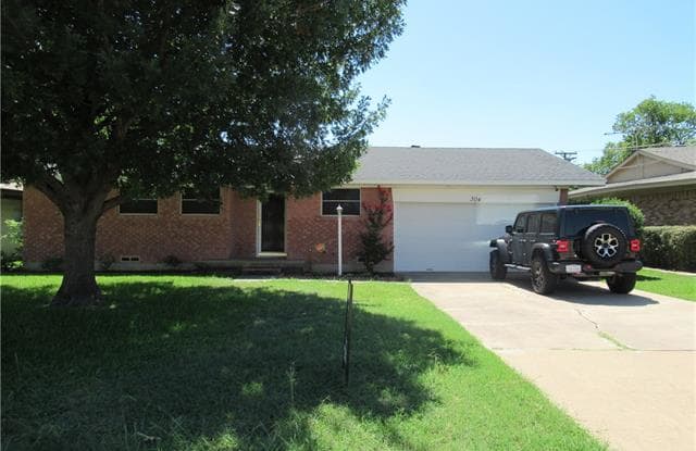 304 Central Expy N - 304 Central Expressway North, Allen, TX 75013