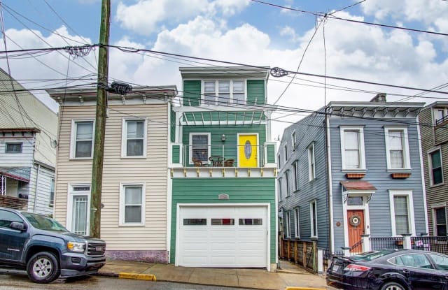 1125 Belvedere Street - 1125 Belvedere Street, Cincinnati, OH 45202