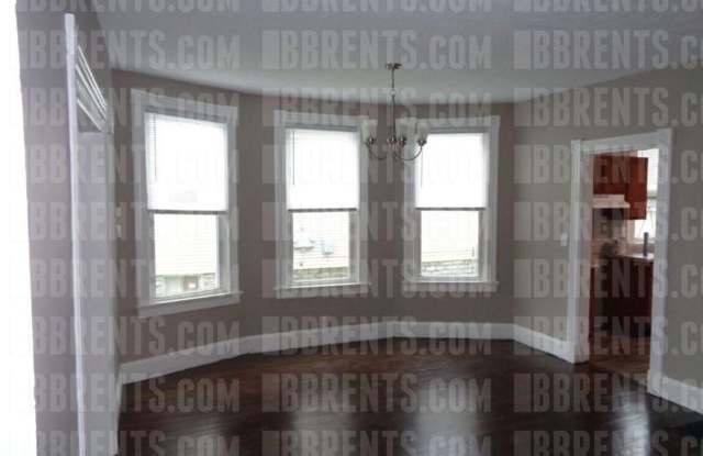 203 Eaton Avenue, Gallery 4