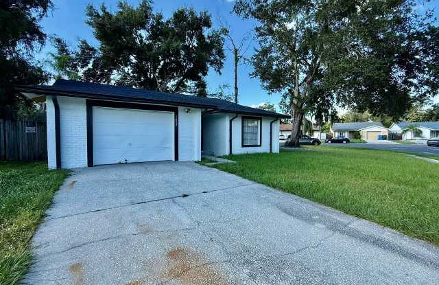 1602 Palm Leaf Dr Gallery 2