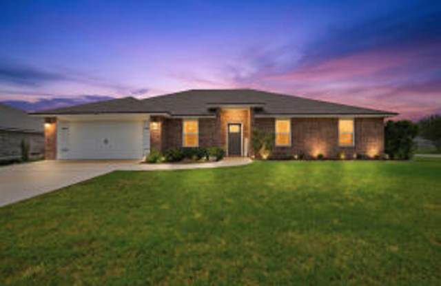 Gorgeous 4 Bedroom Home in Lee Farms Gallery 1