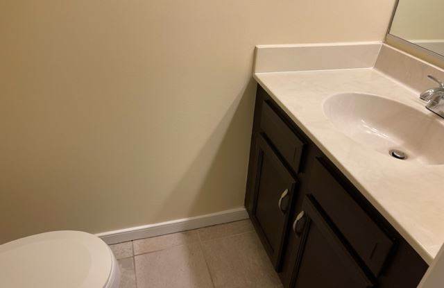 7013 West Fox Green Gallery 3
