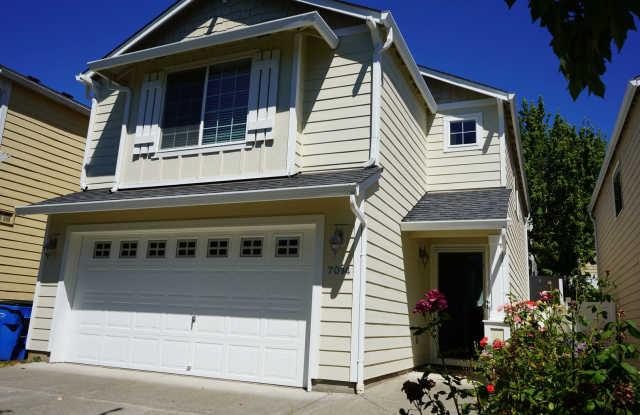 Newer Orchard Hill 2 Story Home for Lease near Vancouver Mall - 7014 NE 55th St photos photos