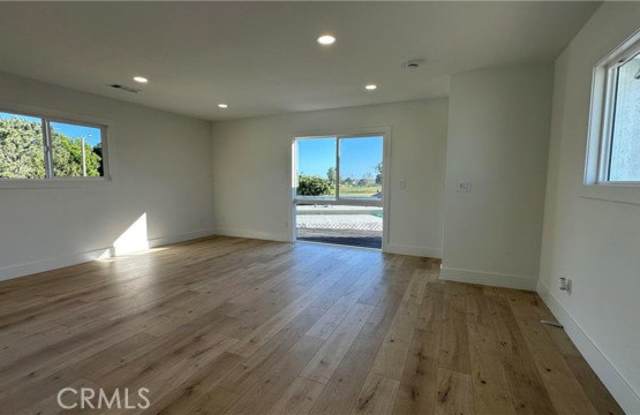 17248 Reimer Street Gallery 1