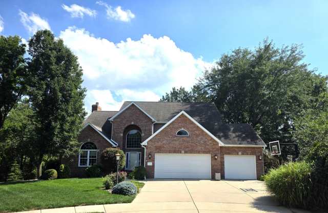 Huge Home - Almost 5,500 sf !!! Gallery 1