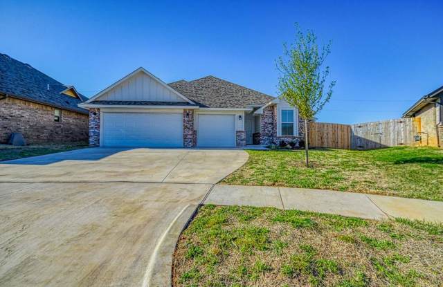 Beautiful Newer Construction Home in Stone Lake! photos photos