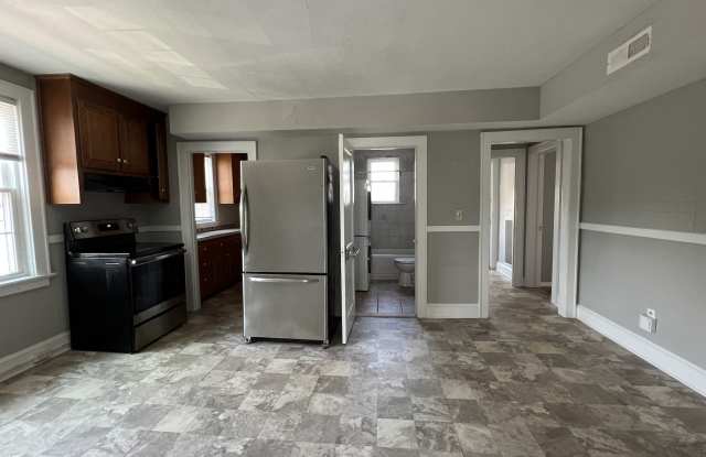 861 Farmington Avenue unit: 2Nd Floor photos photos