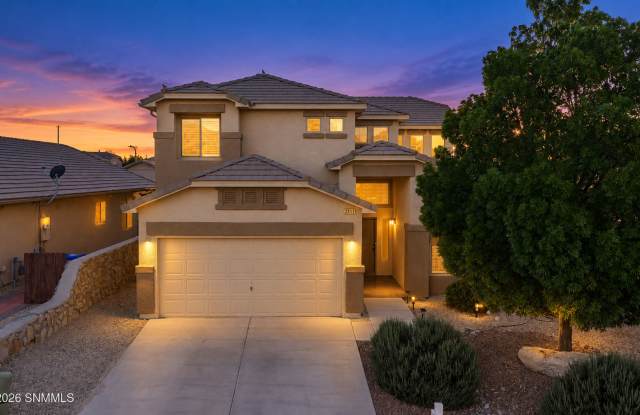 Gorgeous home in Sonoma Ranch Gallery 1