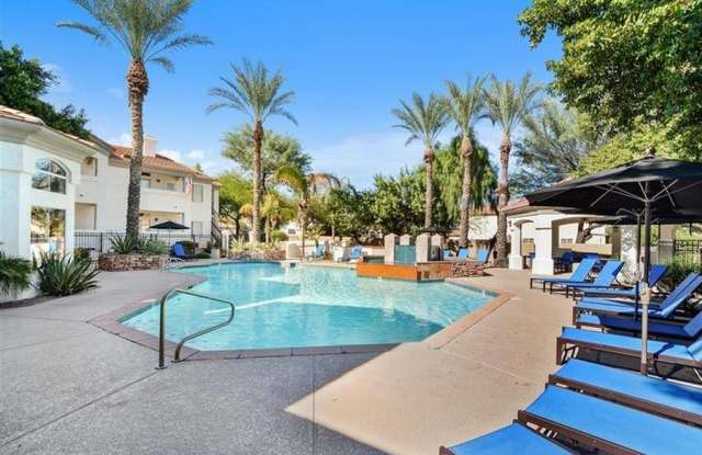 Carlyle Townhomes Gallery 2