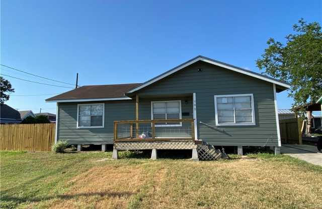 702 E Stayton Avenue photos photos