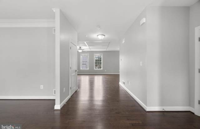 945 KAYLEY Drive Gallery 3