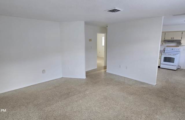 5012 22nd Street West - A Gallery 3