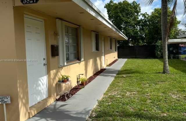 5827 Buchanan St photos photos