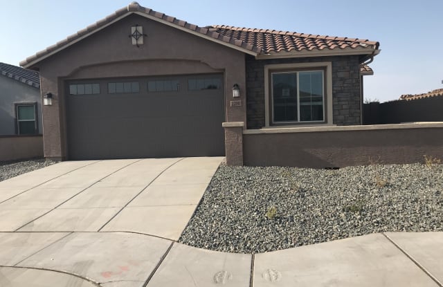 2208 W DONNER Drive - 2208 W Donner Dr, Phoenix, AZ 85041